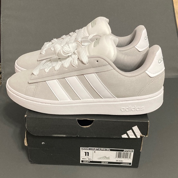 adidas Other - Adidas Grand Court Alpha 00s men’s 11
Grey seaside with white stripes